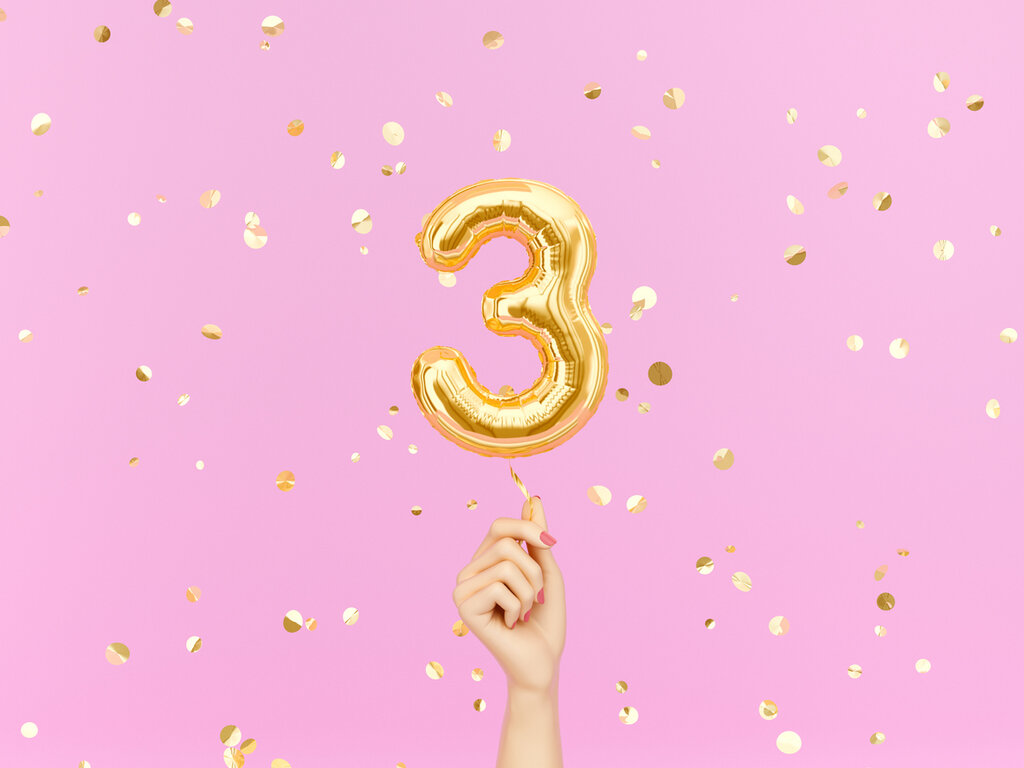 ballon anniversaire or forme 3